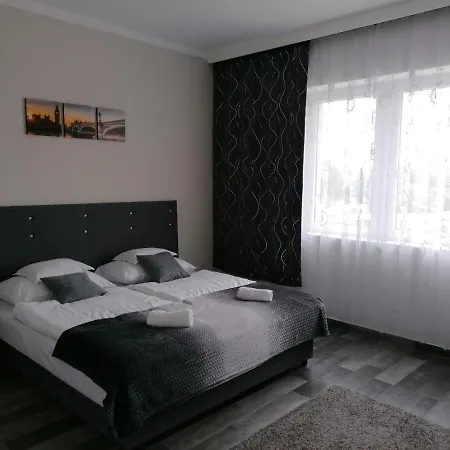 Napfeny Szallas Homestay *