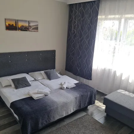 Napfeny Szallas Szeged