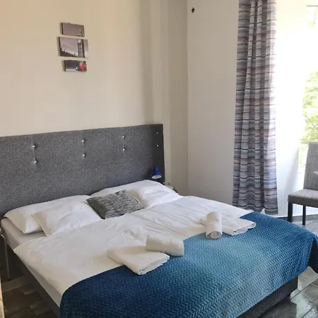 Kwatera prywatna Napfeny Szallas *