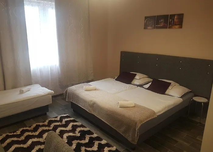 Napfeny Szallas *